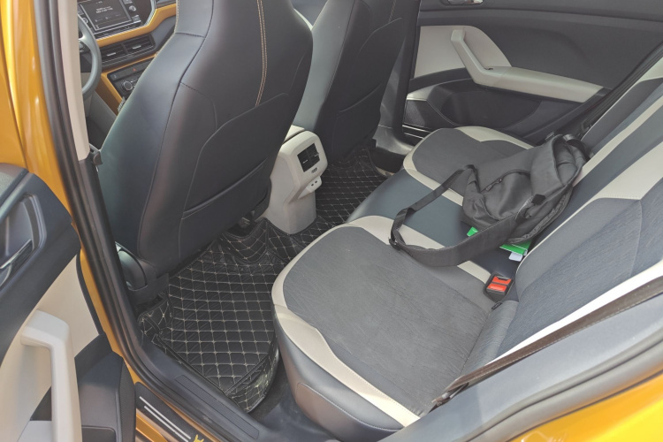 大众 途铠 2019款 1.5L 自动舒适版中控内饰21