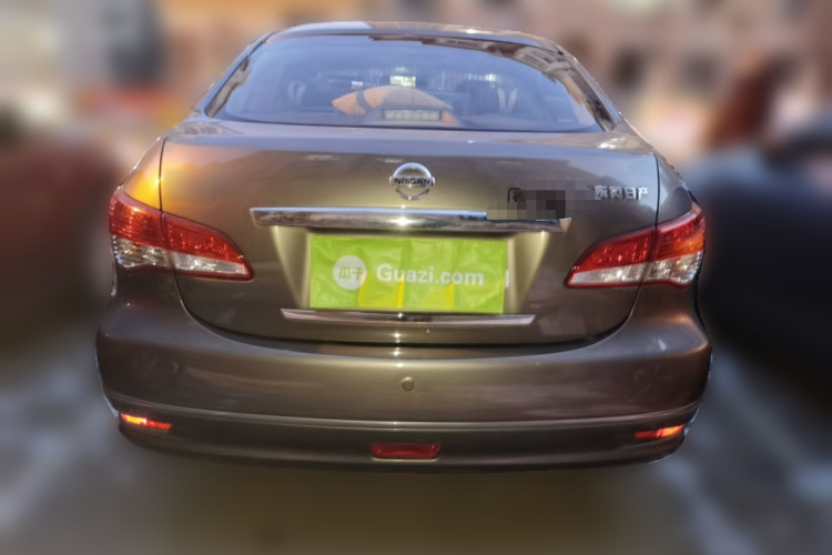 日产 轩逸 2018款 经典 1.6XE+ 手动领先版车身外观6