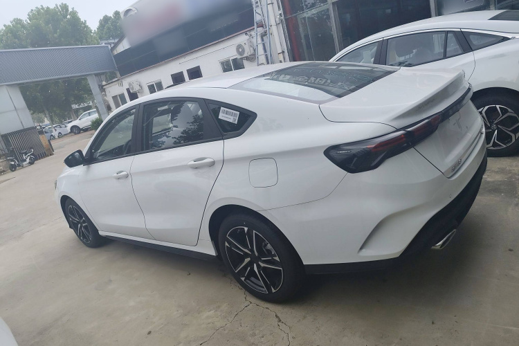 吉利汽车 2024款 缤瑞COOL 1.5T DCT冠军版车身外观6003