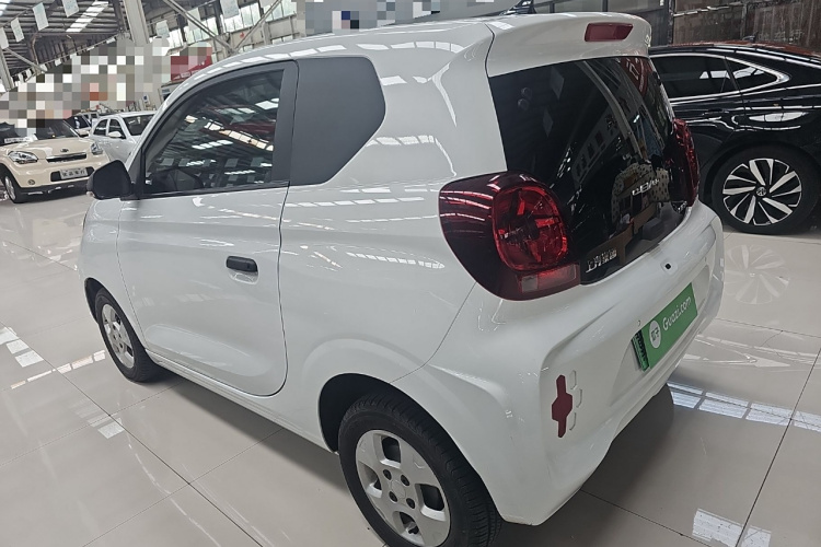 荣威 科莱威CLEVER 2021款 302km新四座超能版车身外观6005