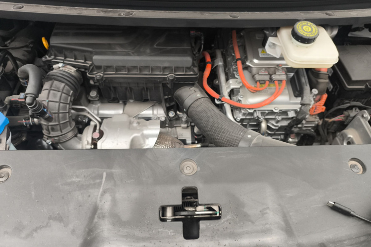 腾势D9 2022款 DM-i 1040 尊贵型局部细节24