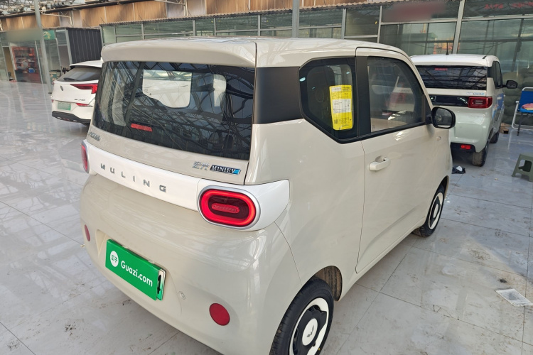 五菱汽车 宏光MINIEV 2024款 第三代 215km 青春版车身外观7