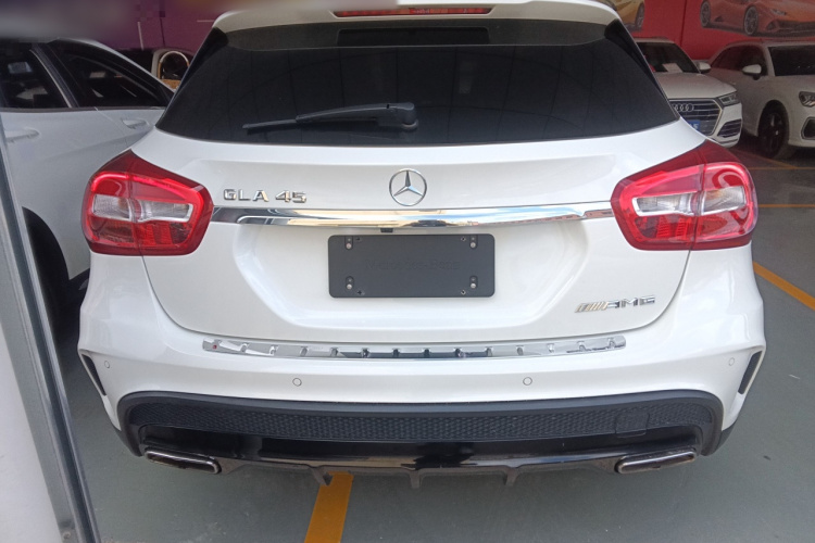 奔驰GLA 2016款 GLA 200 时尚型车身外观6