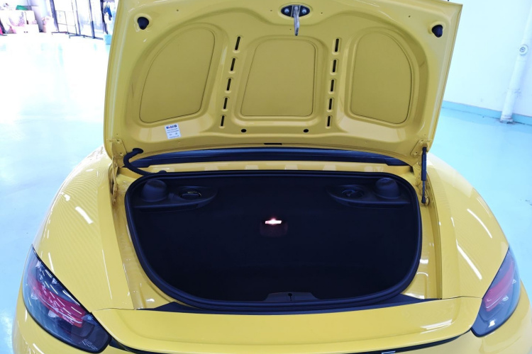 保时捷718 2018款 Boxster 2.0T局部细节23