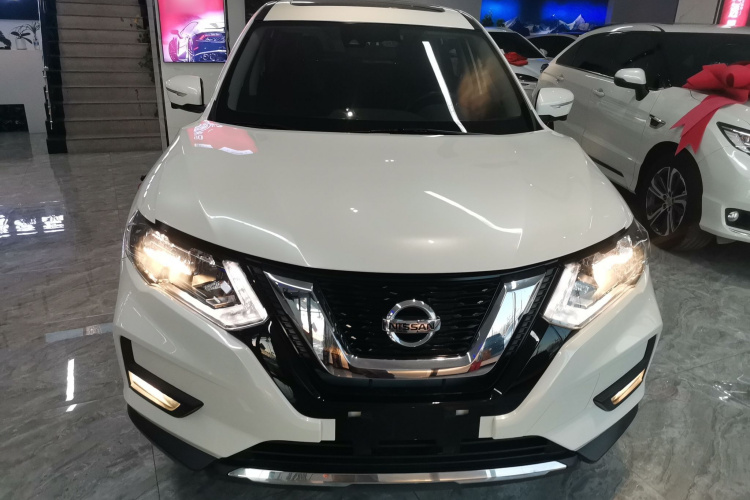 日产 奇骏 2021款 2.0L CVT 2WD XL ITS智联舒适版车身外观2