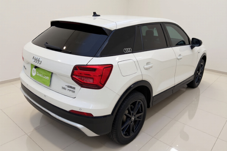 奥迪Q2L 2020款 35 TFSI 进取动感型车身外观7