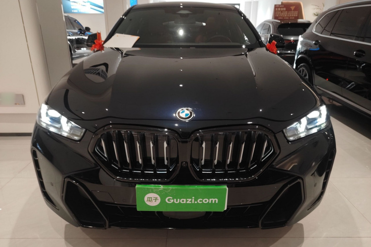 宝马X6 2023款 xDrive30i M运动套装车身外观2