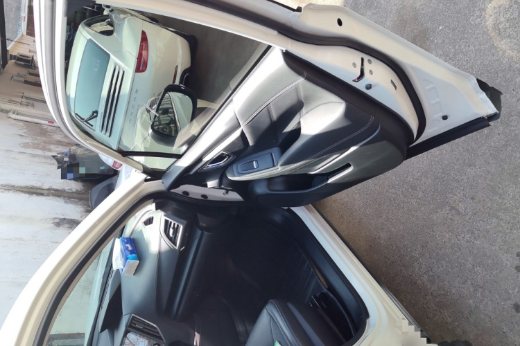 斯巴鲁 森林人 2019款 2.0i 豪华版EyeSight局部细节9005