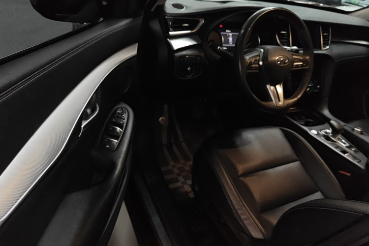 英菲尼迪QX50 2020款 2.0T 四驱领航版中控内饰7003
