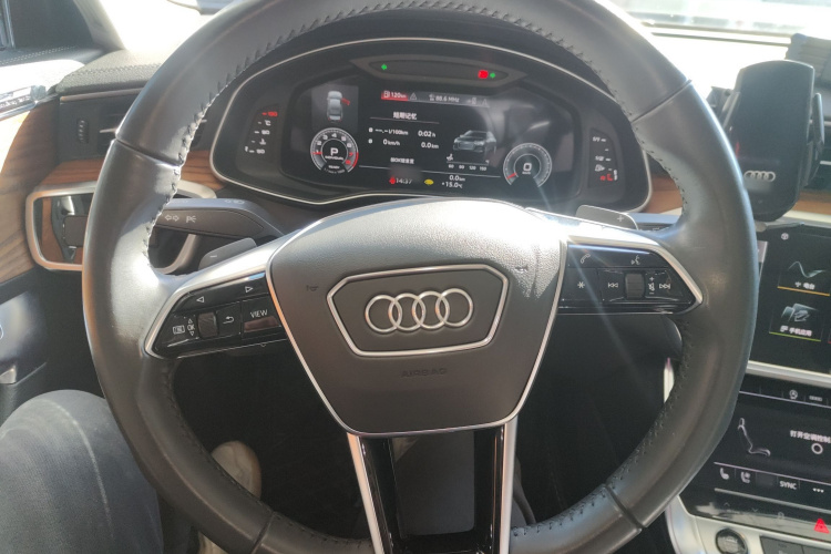 奥迪A6L 2021款 40 TFSI 豪华致雅型中控内饰13