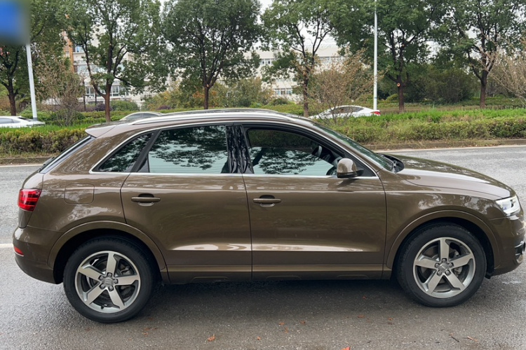 奥迪Q3 2016款 35 TFSI 典藏版 舒享型车身外观6004