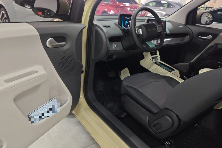 长安启源 长安Lumin 2023款 301km 蜜沁款中控内饰7003