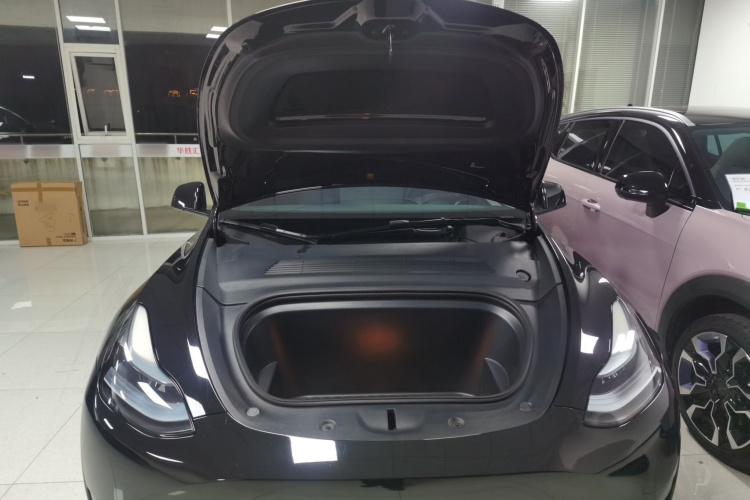 特斯拉 Model Y 2024款 后轮驱动版局部细节24