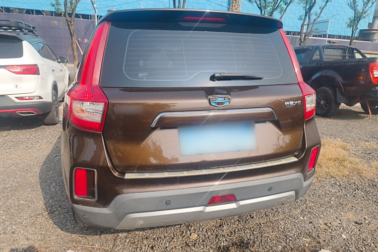 吉利汽车 远景X6 2016款 1.8L 手动尊贵型车身外观6