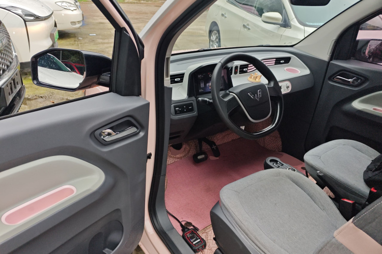 五菱汽车 宏光MINIEV 2022款 马卡龙臻享款 三元锂中控内饰20