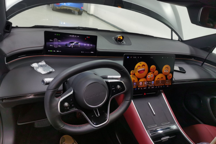 鸿蒙智行 智界S7 2024款 Max+ 后驱超航智驾版中控内饰7002