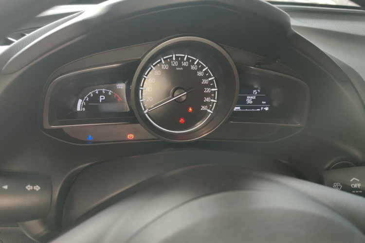 马自达CX-4 2021款 2.0L 自动两驱蓝天活力版局部细节14