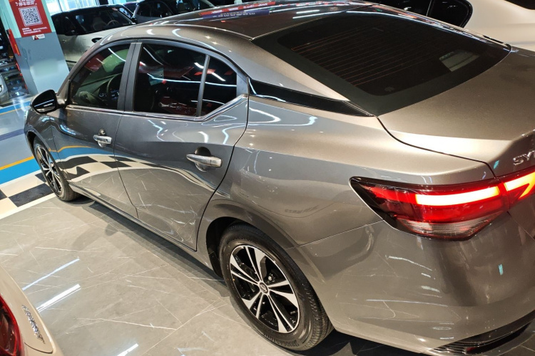 日产 轩逸 2023款 改款 1.6L CVT悦享版车身外观4