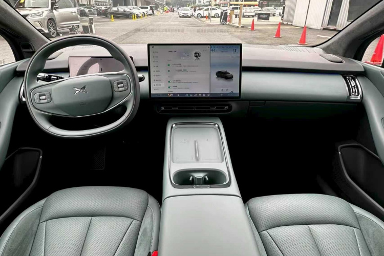 小鹏P7+ 2024款 限定版 Max中控内饰7006