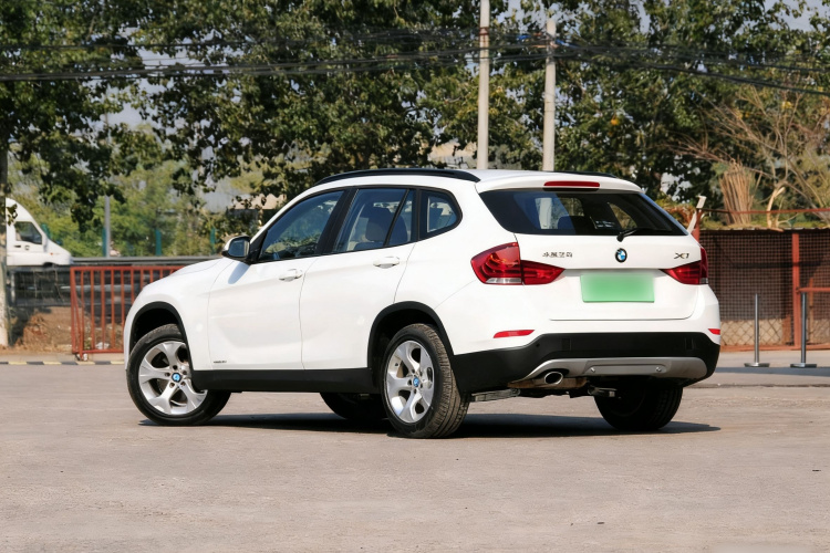 宝马X1 2013款 sDrive18i 时尚型车身外观6004