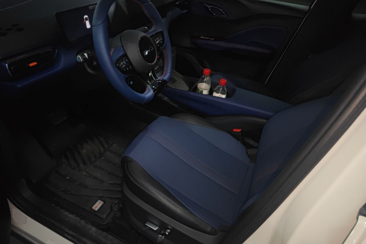 比亚迪 海鸥 2025款 智驾版 305km 自由版中控内饰19