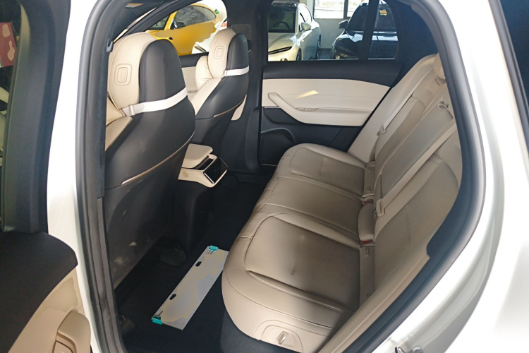 蔚来ES6 2024款 75kWh中控内饰21