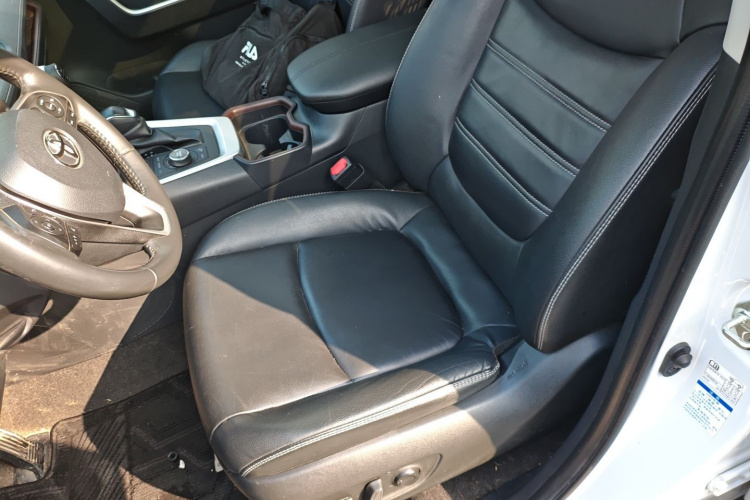 丰田 RAV4荣放 2021款 2.0L CVT四驱尊贵版中控内饰19