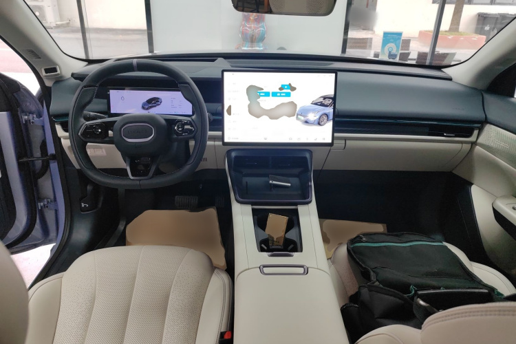 领克07 2024款 EM-P 126长续航智驾Ultra中控内饰12