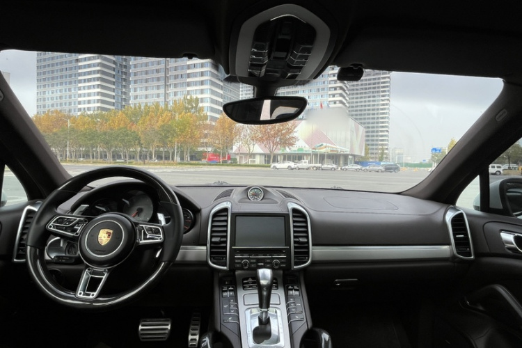 保时捷 2011款 Cayenne S 4.8L中控内饰7001