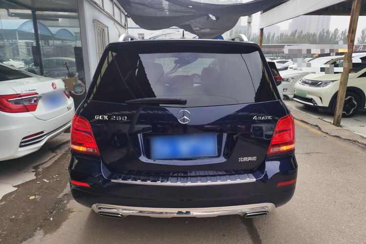 奔驰GLK级 2015款 GLK 260 4MATIC 动感型 极致版车身外观6