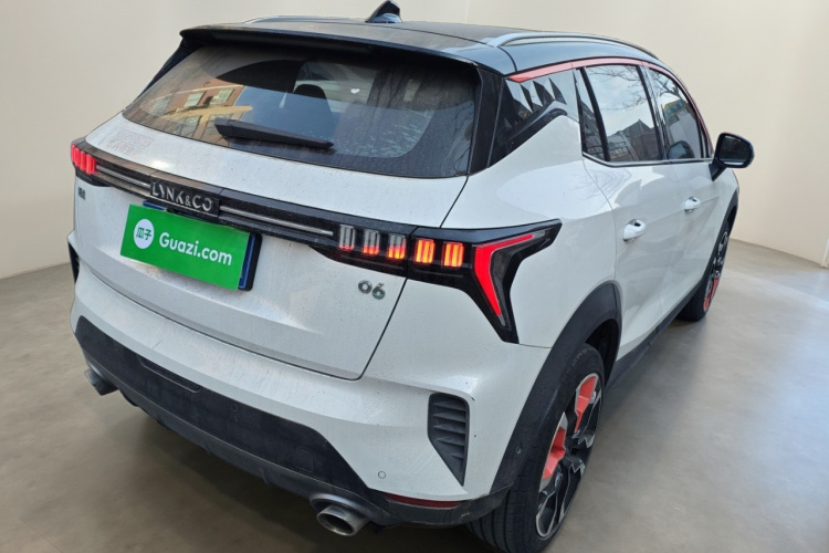 领克06 2020款 1.5T 耀Halo车身外观7