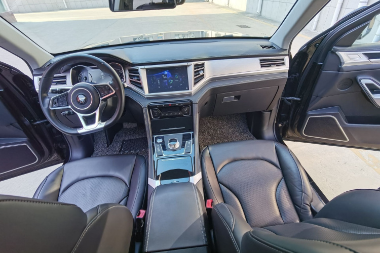 众泰 大迈X7 2018款 2.0T 自动尊贵型中控内饰7001