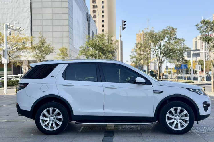 路虎 发现神行 2018款 240PS SE版车身外观6005