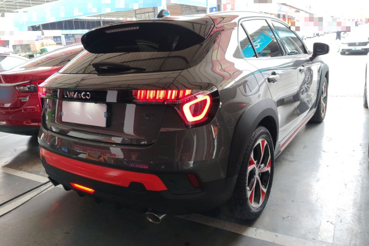 领克02 2019款 高能版 2.0T 自动两驱耀Pro版 国VI车身外观7