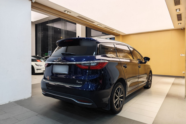 比亚迪 宋MAX 2017款 1.5T 自动智联精英型 7座车身外观6011