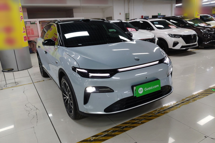 零跑汽车 零跑C11 2026款 增程 300激光雷达智尊版车身外观3