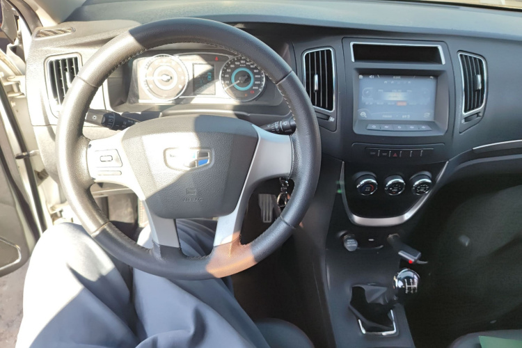 吉利汽车 远景 2015款 1.5L 手动精英型中控内饰12