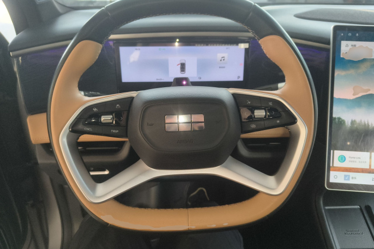 吉利银河 银河L7 2023款 1.5T 115km 星舰中控内饰13