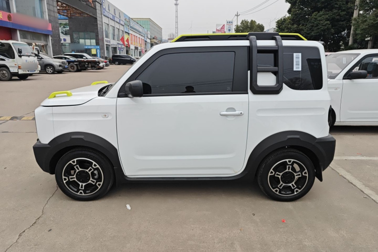 吉利银河 2025款 210km 熊猫骑士车身外观4