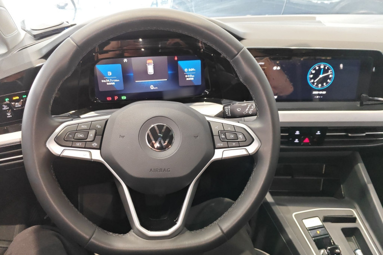 大众 高尔夫 2023款 280TSI DSG Pro中控内饰7002