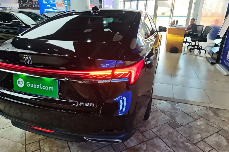 别克 君越 2025款 28T 白金版车身外观9