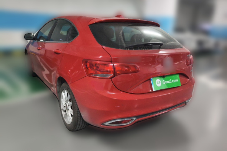 菲亚特 致悦 2014款 1.4T 自动舒适版车身外观5