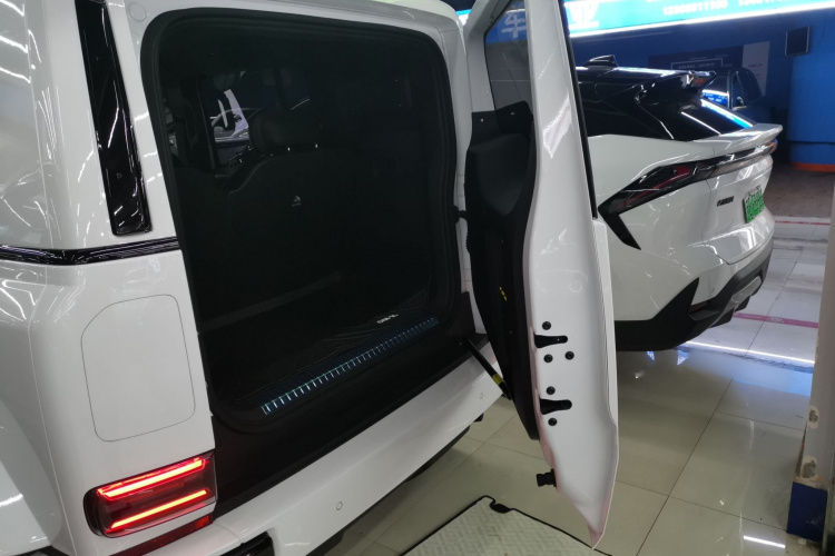 奇瑞iCAR V23 2025款 401两驱进阶版机舱底盘23