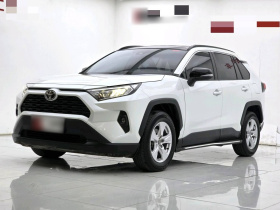 丰田 RAV4荣放 2023款 2.0L CVT两驱都市版