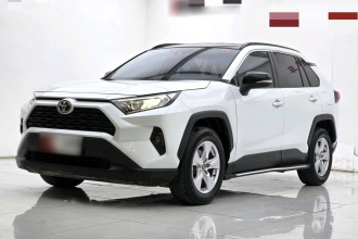 丰田 RAV4荣放 2023款 2.0L CVT两驱都市版