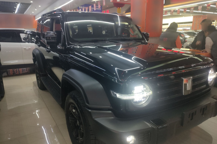 坦克300 2024款 2.0T 挑战者车身外观3