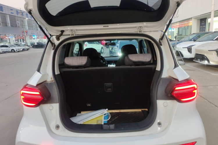 零跑汽车 零跑T03 2021款 400舒适版机舱底盘23