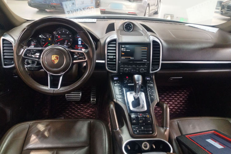 保时捷 2015款 Cayenne 3.0T中控内饰12