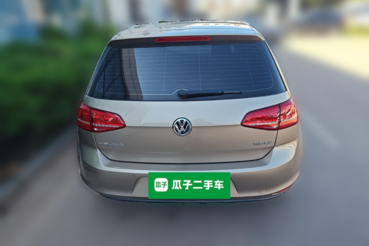 大众 高尔夫 2016款 1.6L 自动舒适型车身外观6