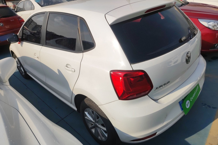 大众 Polo 2016款 1.4L 手动风尚型车身外观4